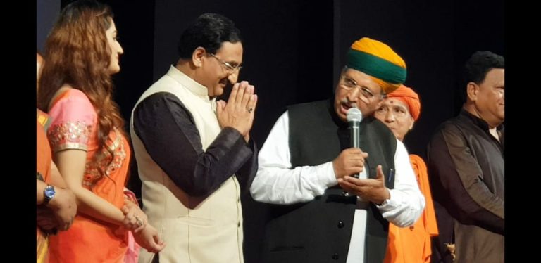केंद्रीय जल संसाधन मंत्री ने गढ़वाली फ़िल्म मेजर निराला को जयपुर में रिलीज।