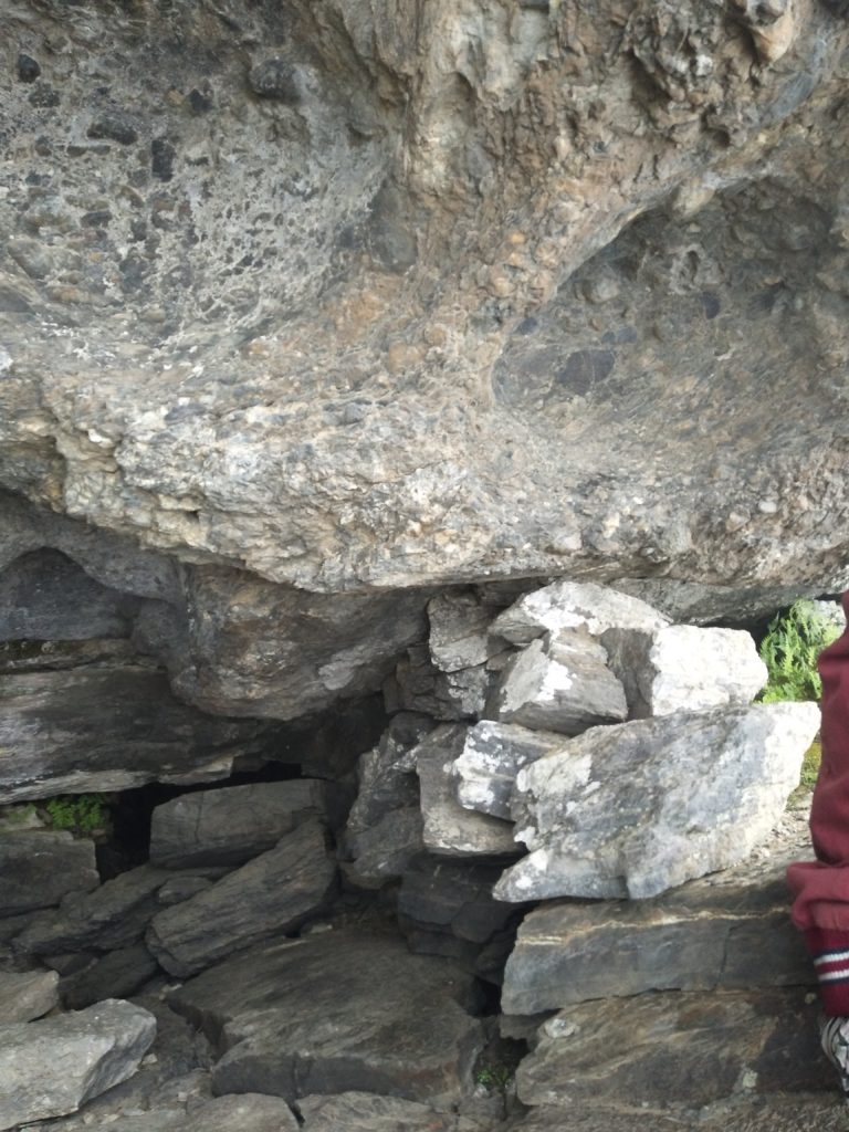 अगासिया परीलोक- उल्टी ओखलियों व नागफनों से साक्षात्कार! रहस्यों से उठता पर्दा!
